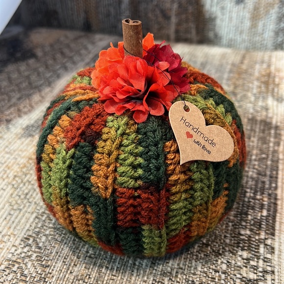 Crochet Fall Floral Pumpkin - Picture 4 of 4